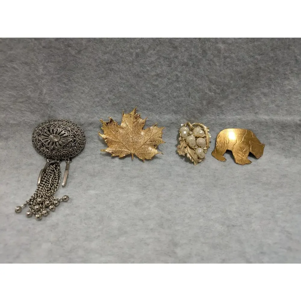 Vintage Brooch Pin Lot of 4 Victorian Tassle Maple Leaf Bear‎ Gold Silver Tone